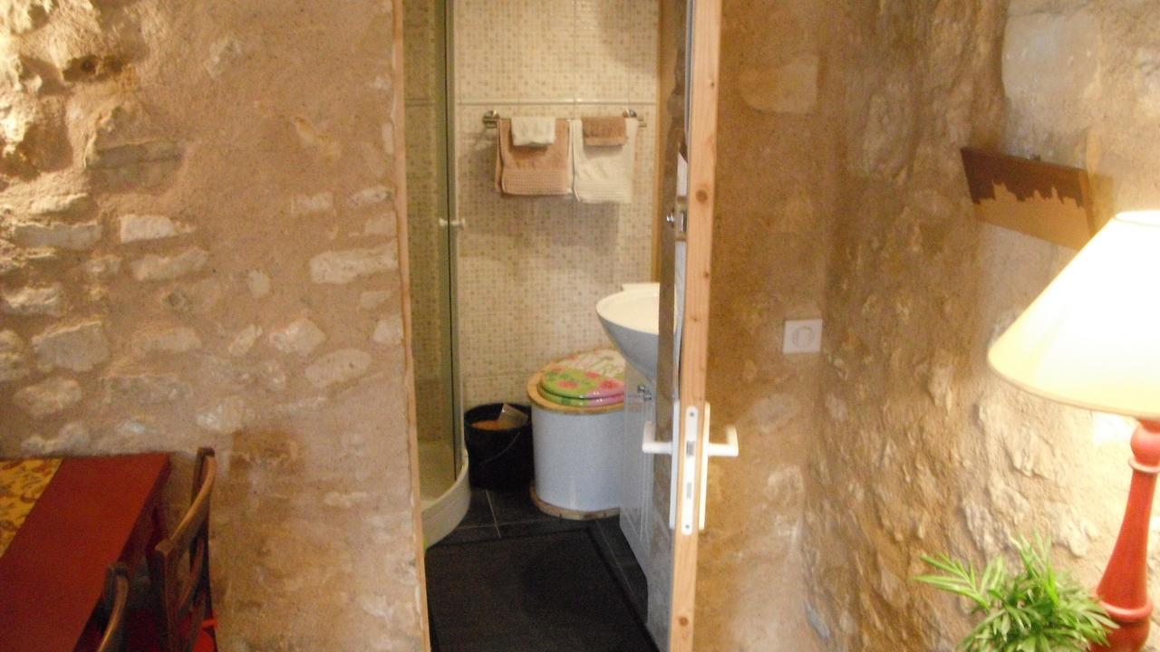 La Maison Rouge Chauvigny Extérieur photo