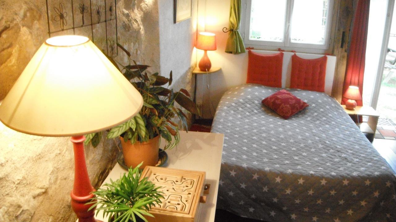 La Maison Rouge Chauvigny Extérieur photo