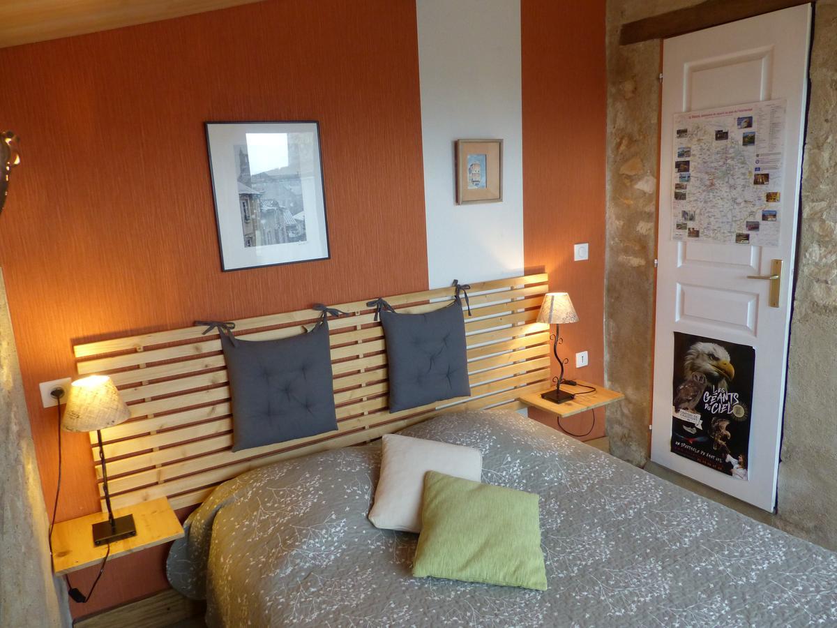 La Maison Rouge Chauvigny Extérieur photo